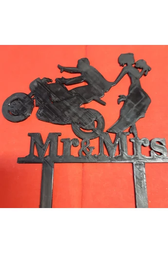Tortadísz sziluett beszúró Mr&Mrs nászpár motorral fekete 15 cm Tortadísz sziluett beszúró Mr&Mrs nászpár motorral fekete 15 cm