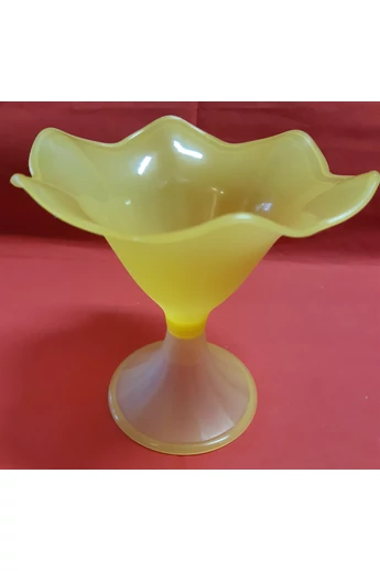 Fagyitálka 6 fodros talpas 140/080 x 130 mm 240 ml 3 db/cs különbözo színekben