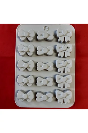 Szilikon bonbon forma : masnik  15 db-os Szilikon bonbon forma : masnik  15 db-os