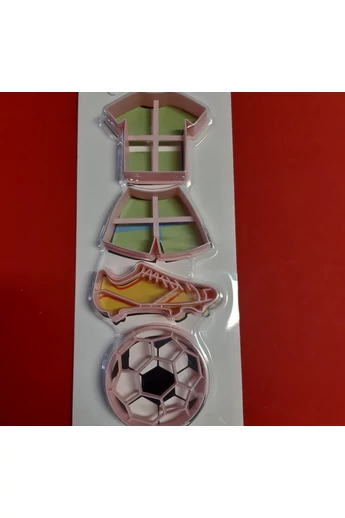 Műanyag kiszúrókészlet : foci / mez, cipő, labda /,  4 db./csg.
